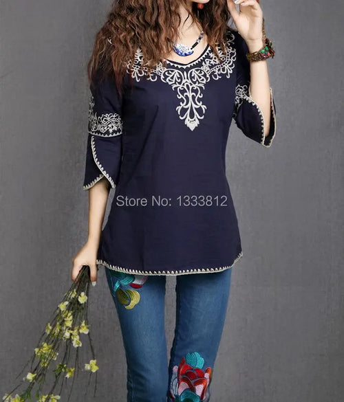 2019 New Women Cotton 3/4 Sleeve Fashion Ethnic Totem Pattern Embroidered Bordered Ladylike Tops Blouse Shirts Free Shipping