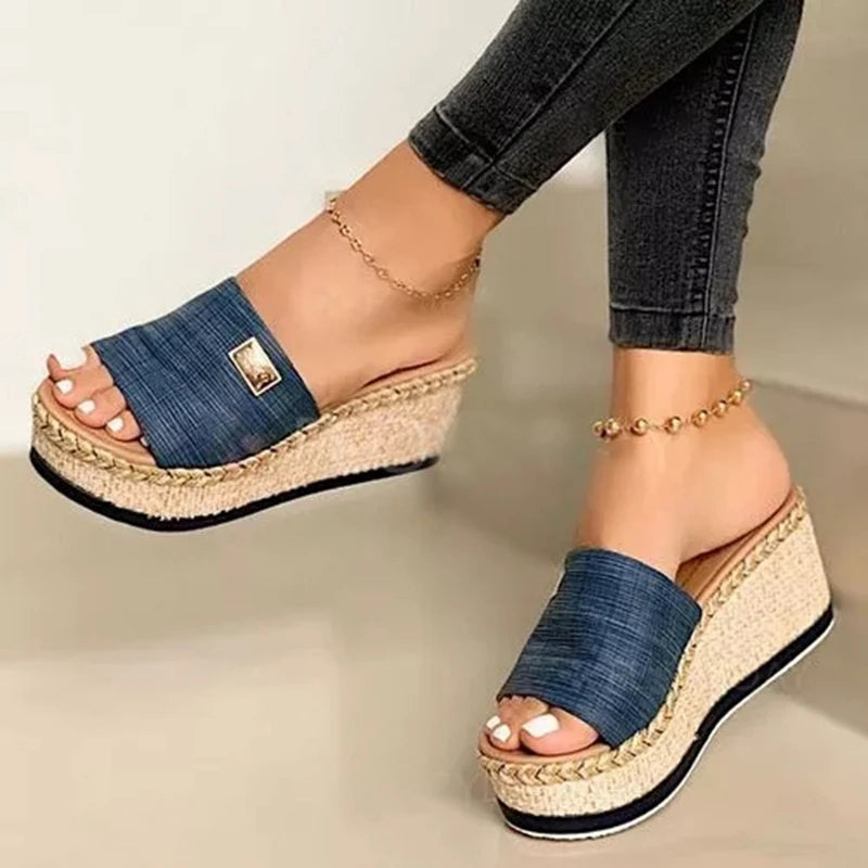 2022 Summer Wedges Slippers Platform High Heels Women Slipper Ladies Outside Shoes Basic Clog Wedge Slipper Flip Flop Sandals