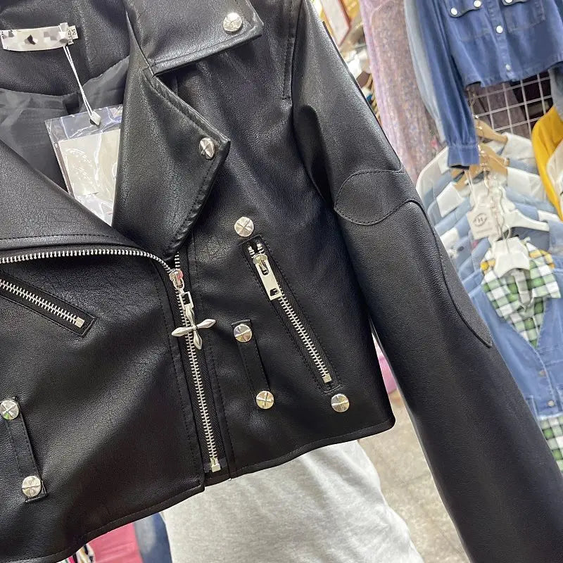 2024 New Spring Autumn Leather Jacket Women Short Fashion Motorcycle Small Coat Slim