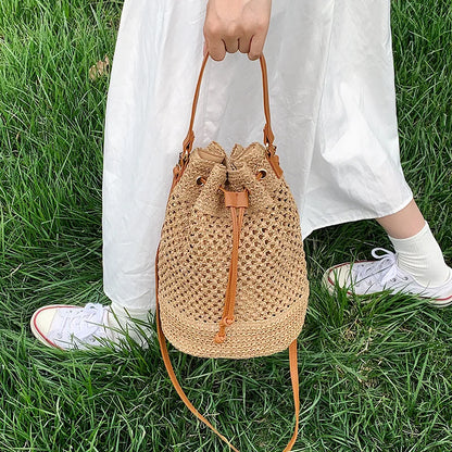 Woven Straw Bag Ladies Bucket Crossbody Bag Summer Beach Bag Retro Travel Shoulder Bags Small Travel Purse and Handbag For Women