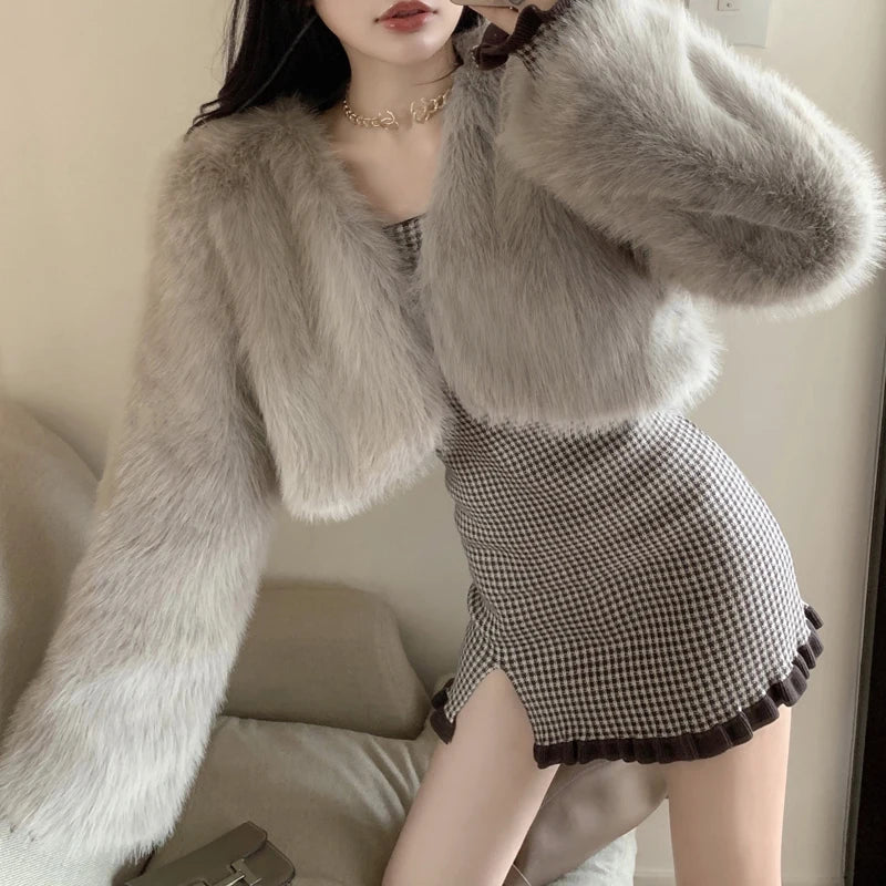 Korean Fashion Girls Fur Cardigan Short Cut Loose Long Sleeves Winter Warm Hot Sell Faux Fur Coat Solid Color Office Lady Jacket