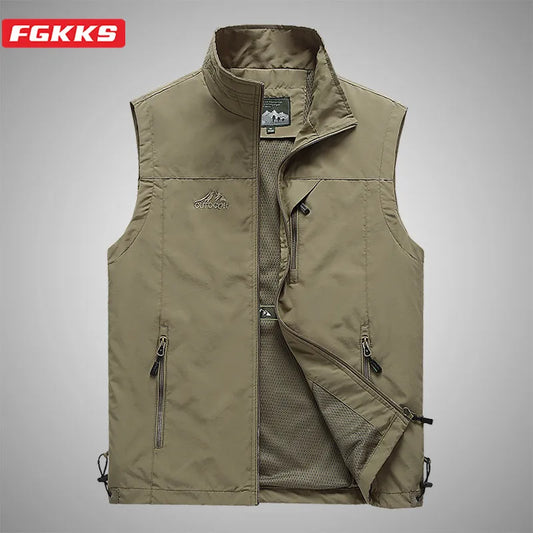 FGKKS Autumn Men Waistcoat Outdoor Leisure Solid Color Vest Young Middle-aged Photography Fishing Casual Vest Jacket Male