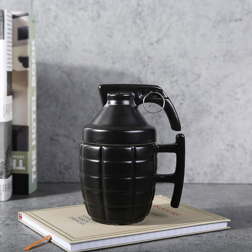 New Style Grenade Ceramic Mug With Lid Military Grenade Weapon Shape Coffee Mug